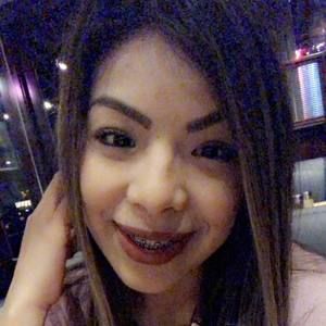 Meet your Posher, Ana